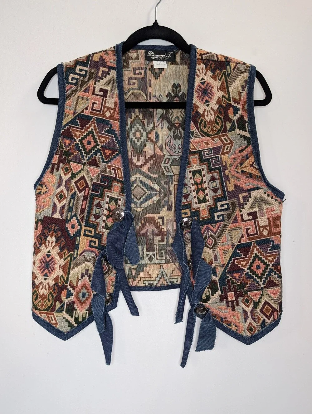 Diamond L Western Wear Southwestern Tapestry Tie Vest Made in USA - Picture 2 of 6